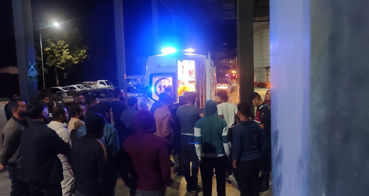 feci kaza sonrasi can pazari 1 olu 8 yarali gn3ulzNH