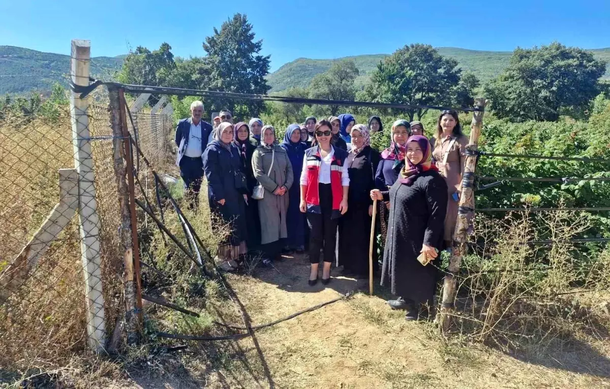 kadin ciftcilere teknik gezi duzenlendi KVd9Jd65