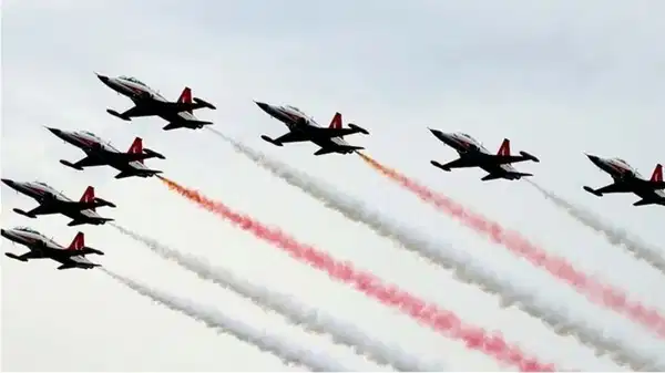 ankarada savas ucaklari neden ucuyor savas ucaklari neden ucuyor Axh5KLgM.jpg