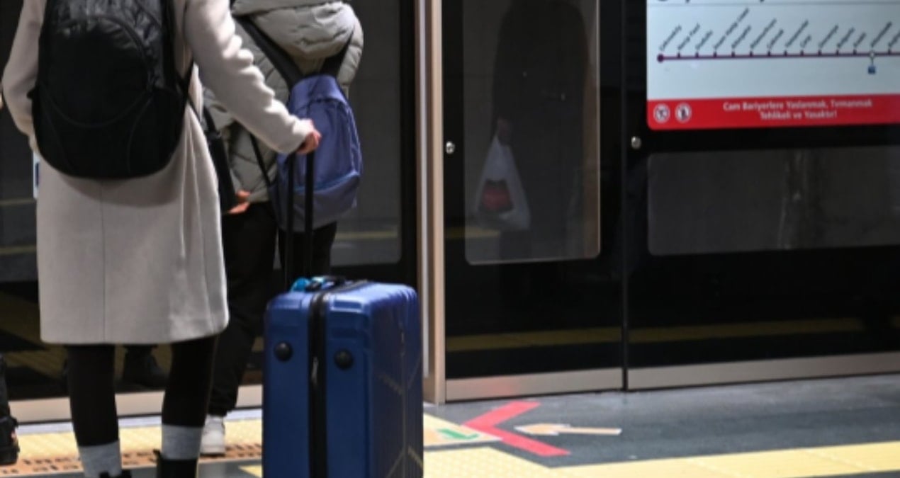 metroya valizle binenlere kotu haber valiz basina ucret xV96OaI8