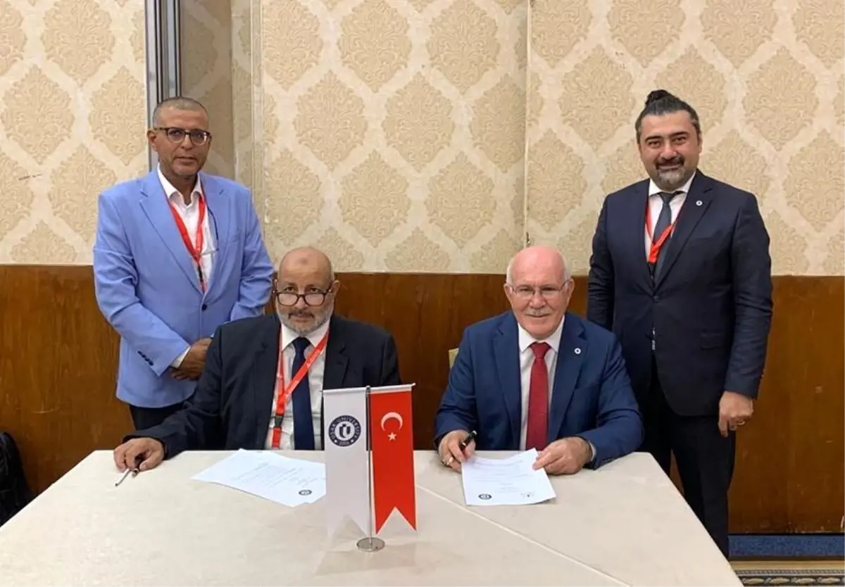 usak universitesi tunusta turk arap universite rektorleri kongresinde is birligi protokolleri imzaladi ynsmRGsY.jpg