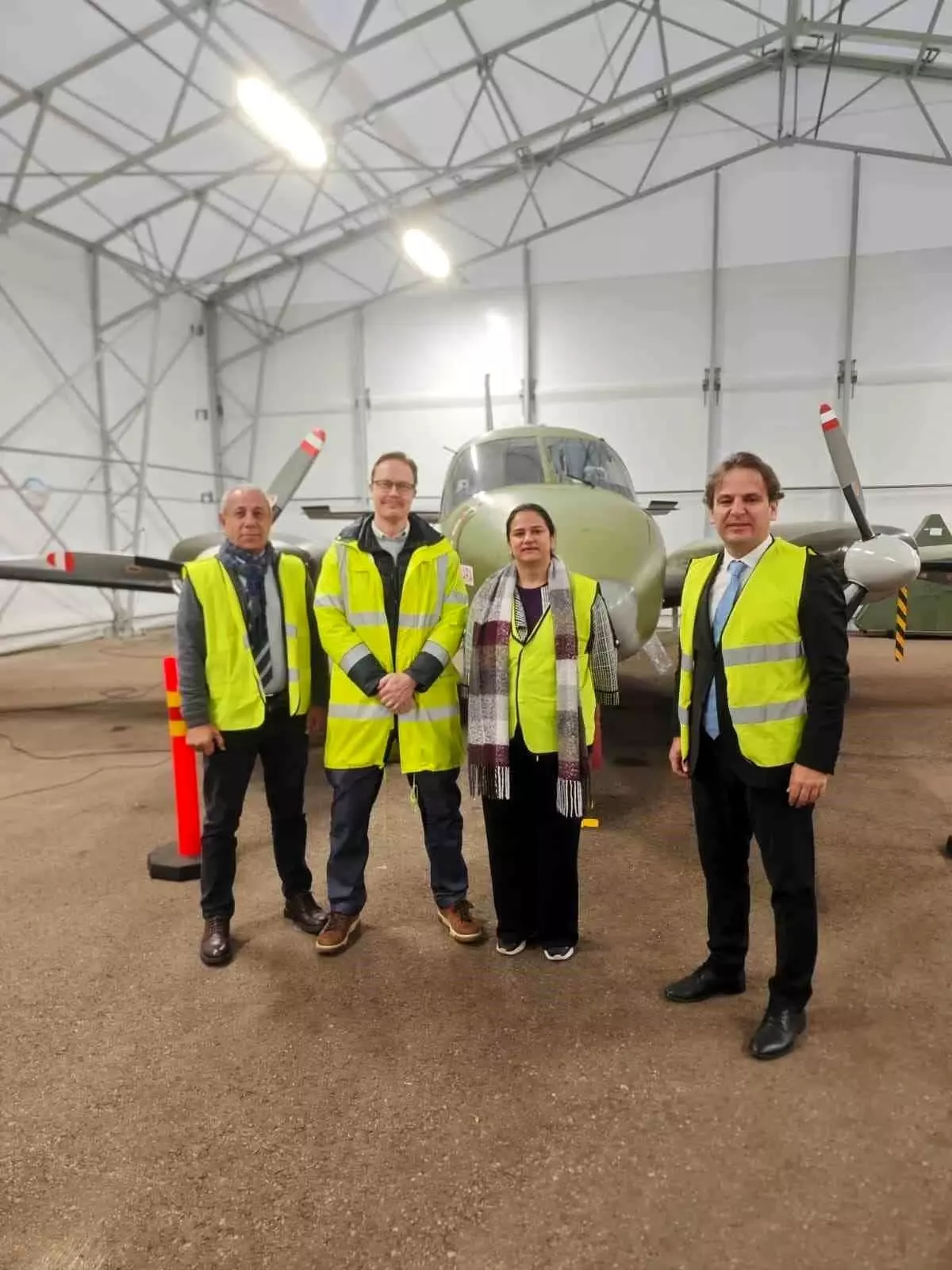 aksu mtal avrupada havacilik isbirlikleri sagladi Vsd16AI7.jpg