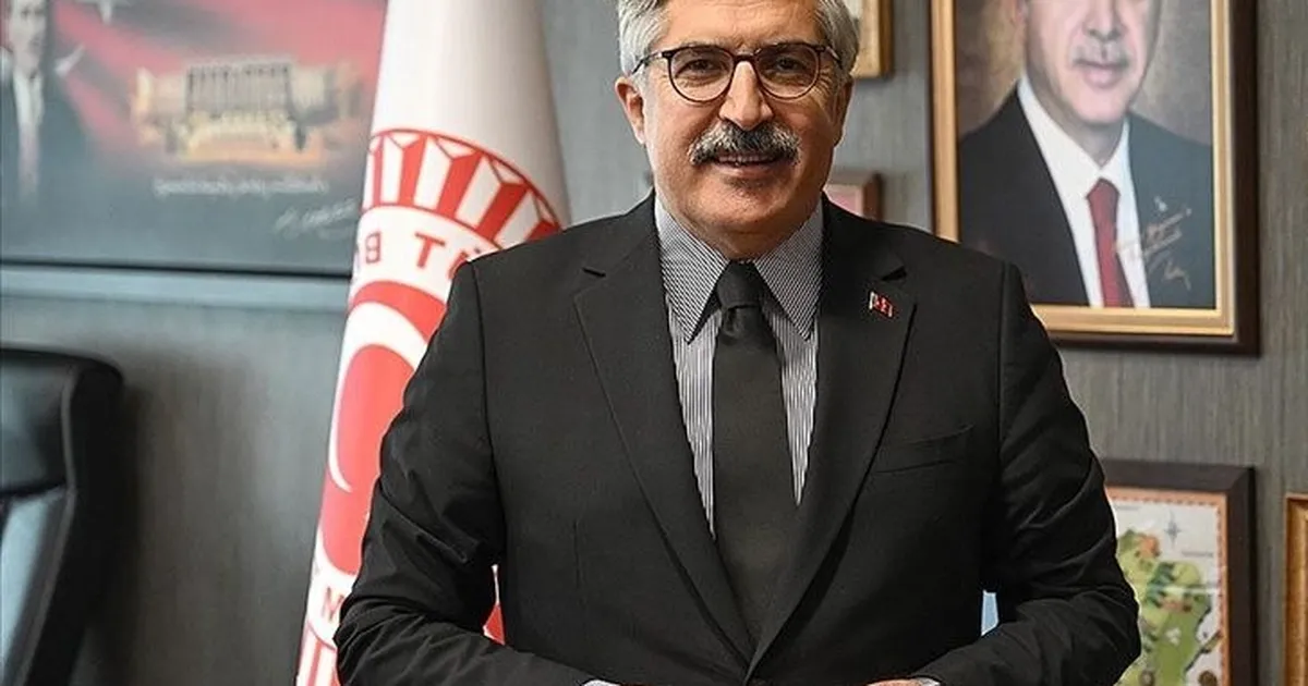 huseyin yaymandan guzel sanatlar fakultelerine yeni egitim donemi mektubu hMrO8xYP.webp