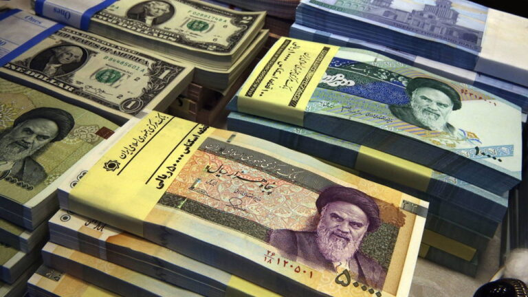 abd-ablukasi-engelleyemedi-iran-hurmuz-bogazi-gecislerinden-ilk-gelirini-sagladi-RgbJIJTk